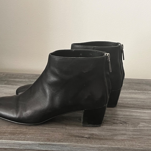 Shoes - Picture 2 of 2